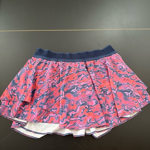 lululemon athletica Dresses & Skirts - Lululemon tennis skirt